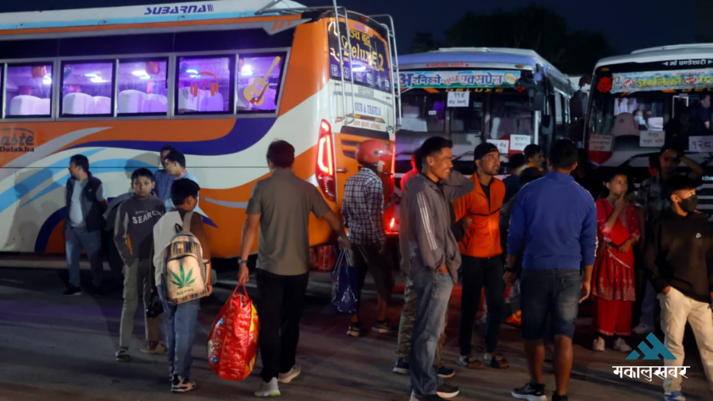 यातायात सेवालाई व्यवस्थित बनाउन अनिवार्य परिचयपत्र र पोसाक