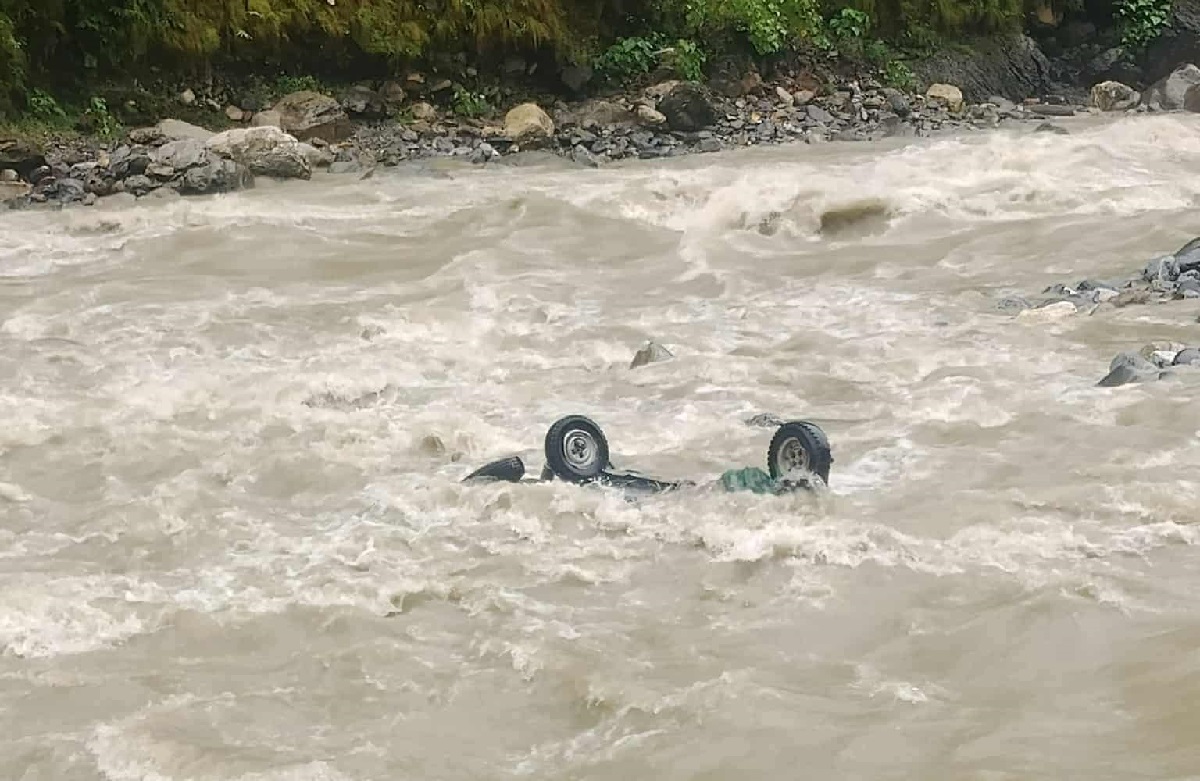 दार्चुलामा अटोरिक्सा दुर्घटना : १ बालिकाको मृत्यु, २ बेपत्ता