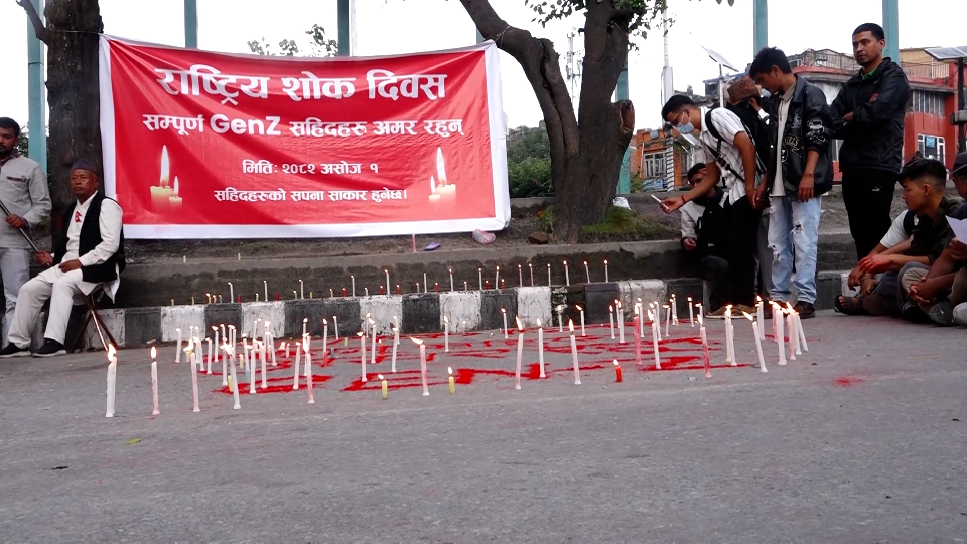 पोखराका विभिन्न स्थानमा दीप प्रज्वलन