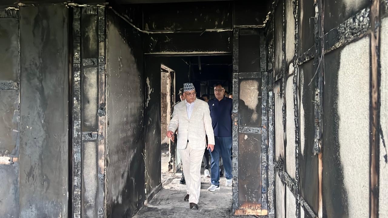 गण्डकी मुख्यमन्त्रीद्वारा क्षतिग्रस्त संरचनाको अवलोकन