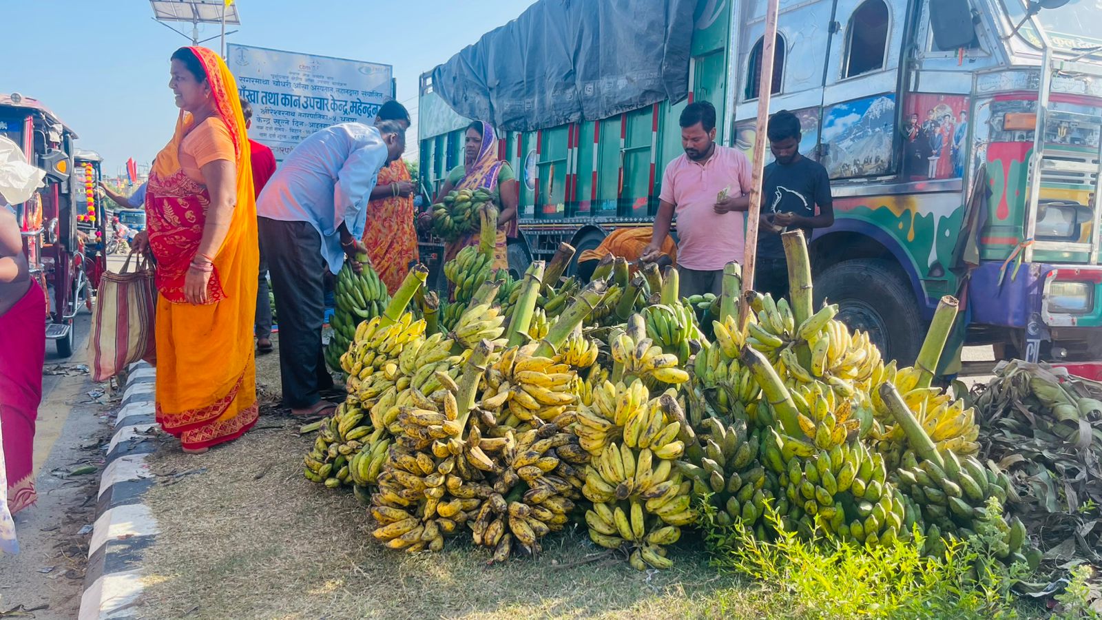 भारतीय केरा आयात रोकिँदा नेपाली केराले मूल्य पाउन थाले