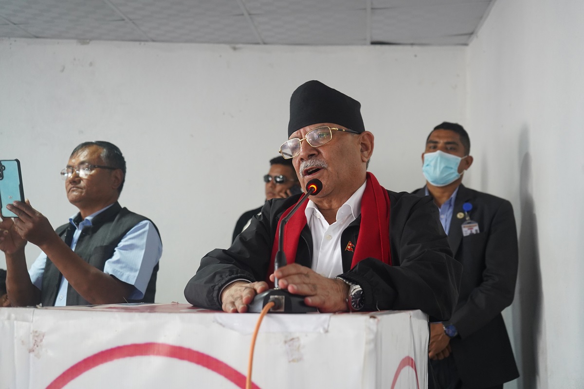 निर्वाचनको माध्यमबाट संविधान र लोकतन्त्रको रक्षा गरेर अघि बढ्नुपर्छः प्रचण्ड