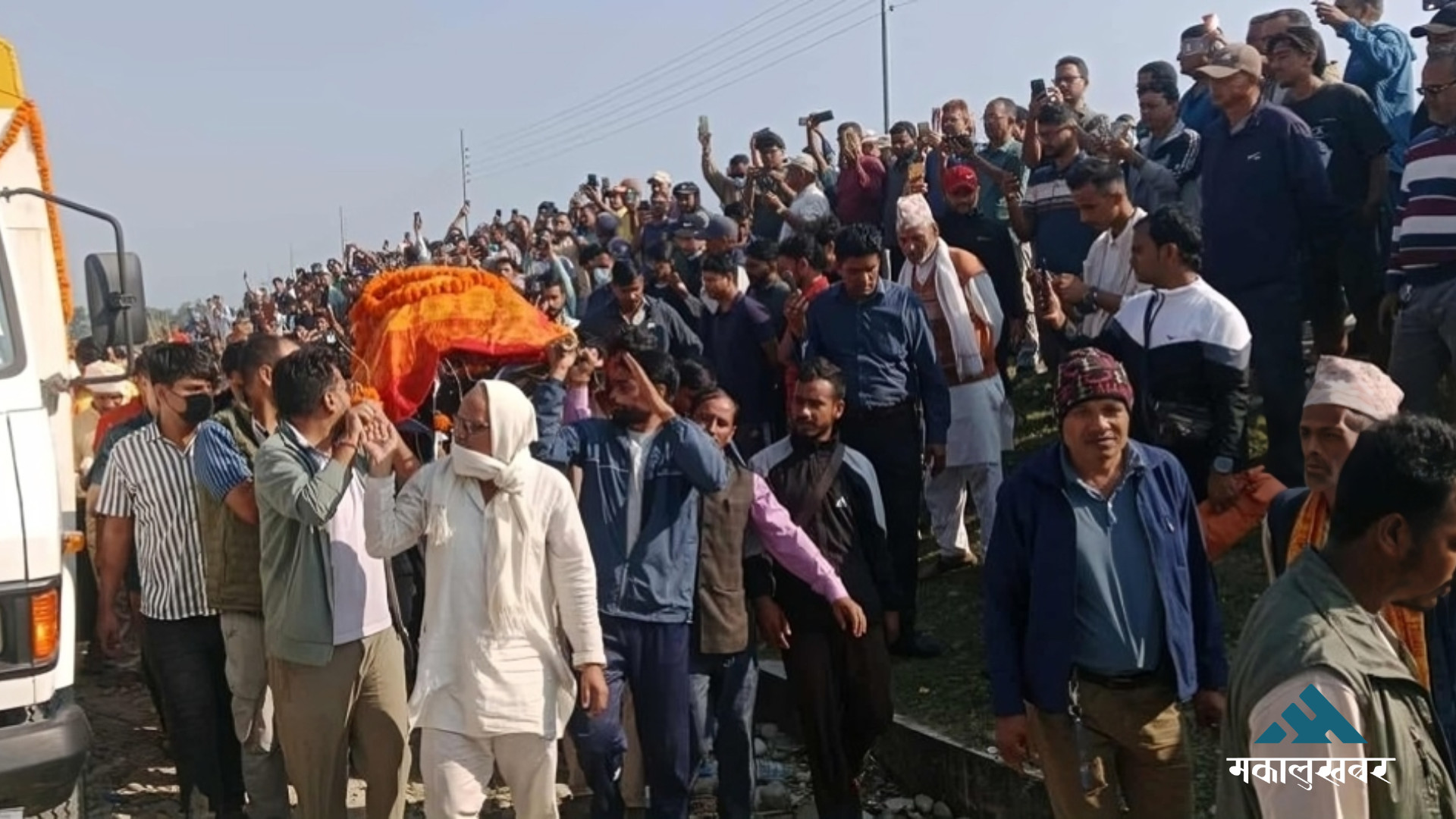 शोकाकुल जनसागरका बीच विपिनको राष्ट्रिय सम्मानका साथ अन्त्येष्टि (भिडिओ)