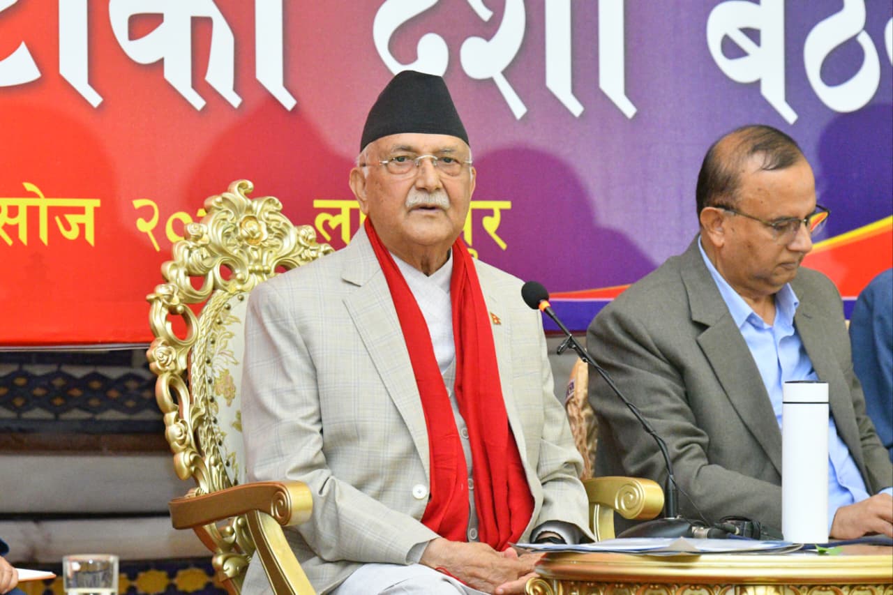 एमाले सधैँका लागि सरकारबाट हट्यो भन्ने भ्रम नपाले हुन्छ: ओली