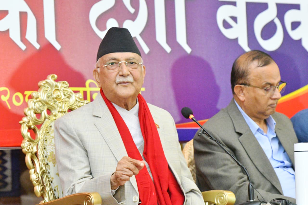 सरकारले निर्वाचन गराउने बाटो समातेको छैन: ओली