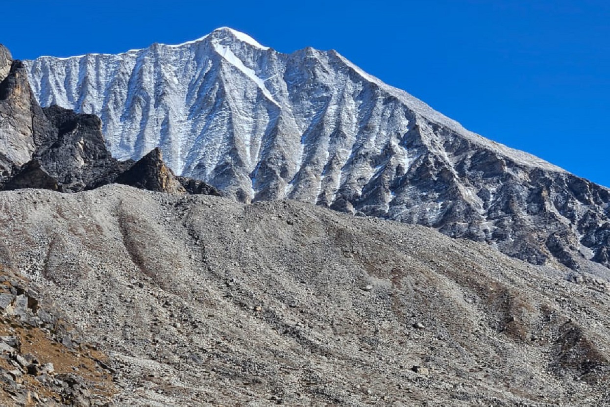 मुगुको कोइकी हिमालमा पहिलो पटक सफल आरोहण