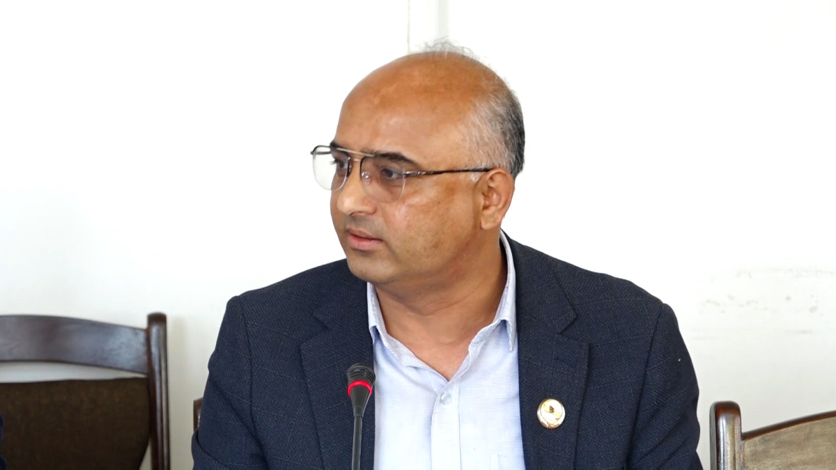 ओलीले सडकमा आतङ्क सिर्जना गर्ने मनसायले अभिव्यक्ति दिइरहेका छन्: रिजाल