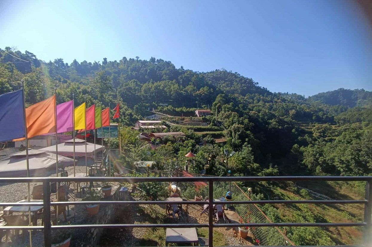 घुम्नैपर्ने ठाउँ बर्येडाँडा