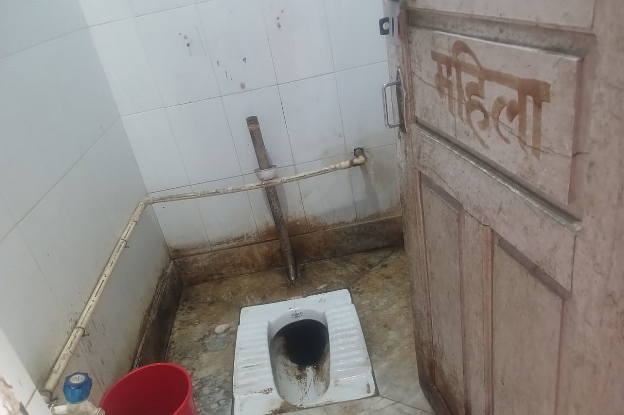 महिनावारीमैत्री शौचालय नहुँदा सेवा लिन डर