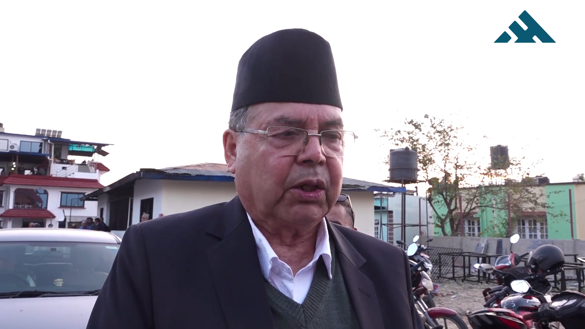 कम्युनिष्ट एकतालाई पार्टीको प्रमुख मुद्दा बनाउछौँ : झलनाथ खनाल