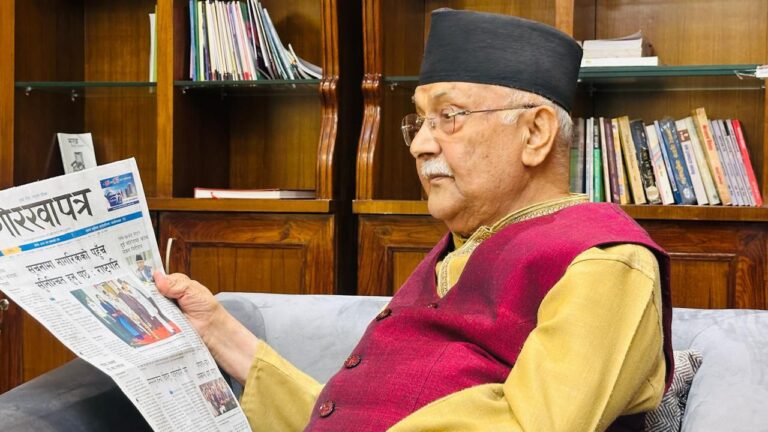 प्रतिनिधिसभा पुनस्र्थापनाको पक्षमा एमाले, सांसदहरुको हस्ताक्षर संकलन तीव्र