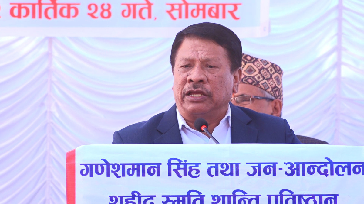 सबै दलहरूले मिलेर मुलुकलाई निकास दिनुपर्छ: प्रकाशमान सिंह