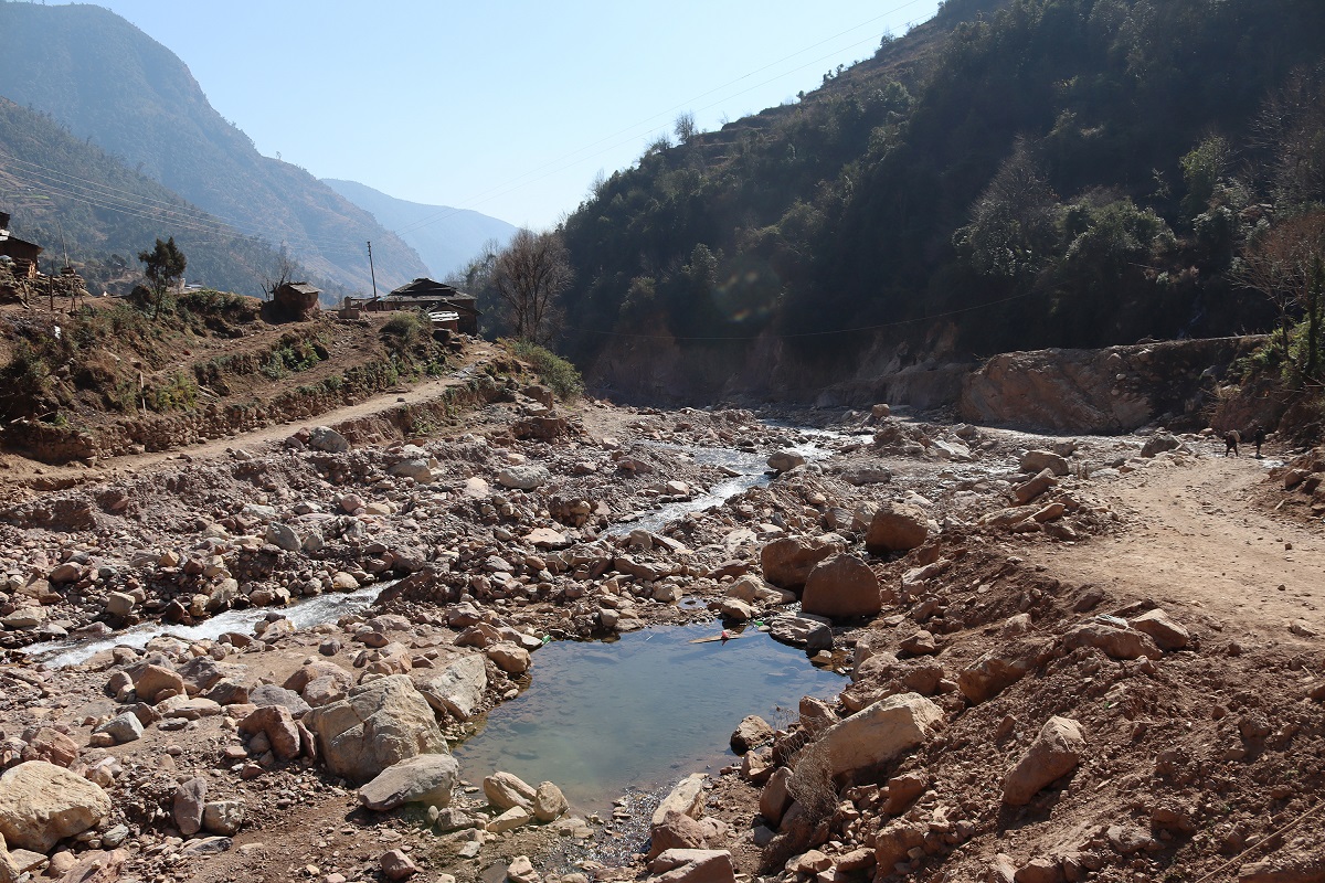 भूजीखोलाका बाढीपीडित अझै राहतकै पर्खाइमा