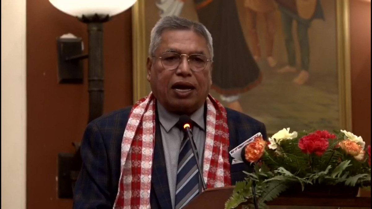 ‘सरकार निजी क्षेत्रको साथमा छ भन्नुहुन्छ, यो सरकारको आयु कति हो?’