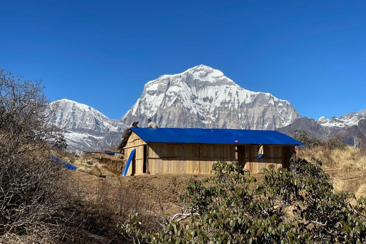 पूर्वाधारका पर्खाइमा सोवाङधुरी : हिमाल र सूर्येदय हेर्न आकर्षक स्थल