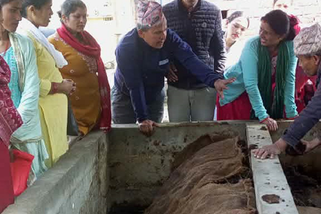 गड्यौलाको मल बिक्रीबाट २५ लाखसम्म आम्दानी
