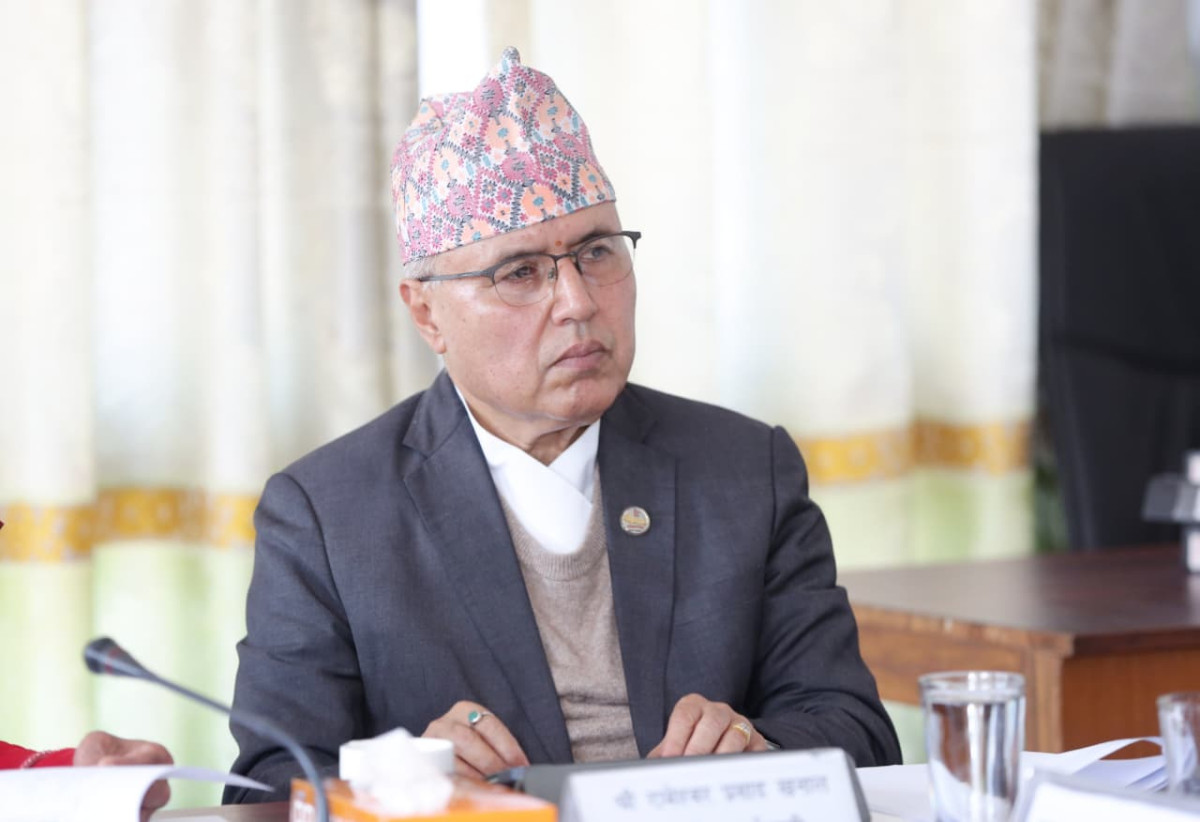 बरियारपट्टी छोटी भन्सार स्तरोन्नतिको माग गर्दै अर्थमन्त्री खनाललाई ज्ञापनपत्र