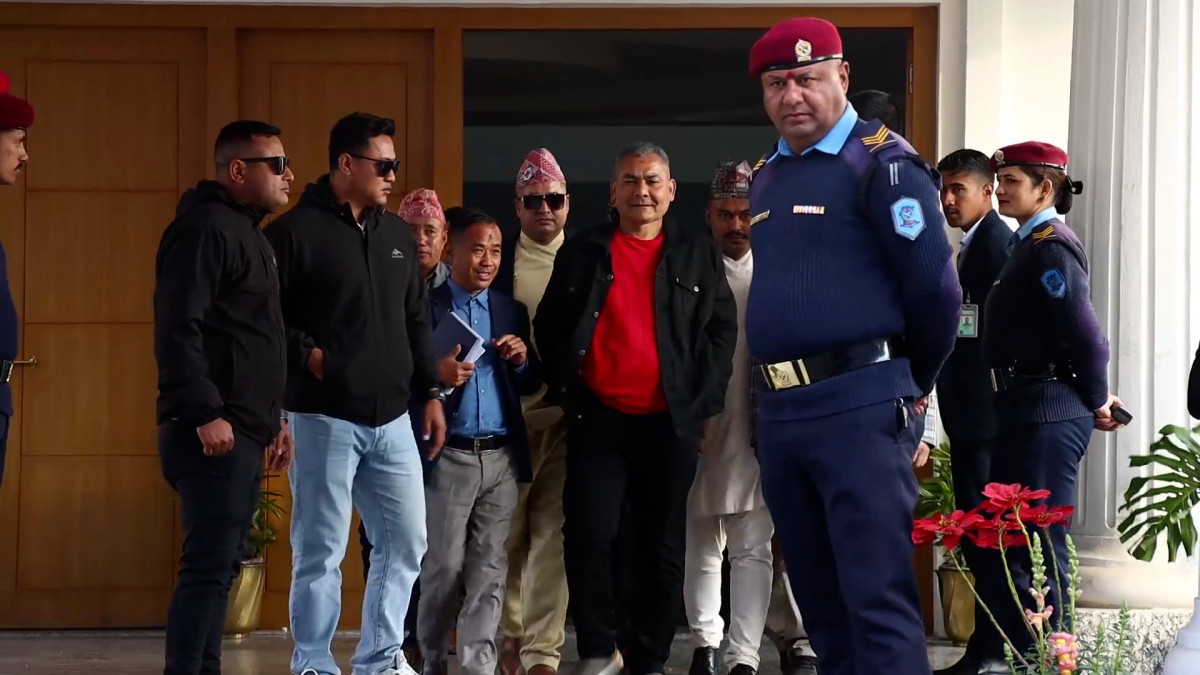 जनमत संग्रहबारे निर्णय लिन सरकारले आईतबारसम्मको समय माग्यो: दुर्गा प्रसाईँ