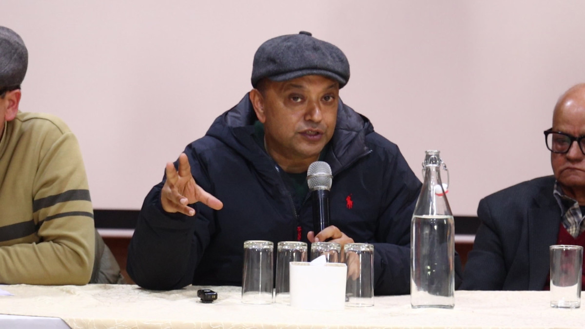 हामीलाई सभापति बन्नुछैन तर पार्टी ठिक ठाउँमा उभिनुपर्छ: गगन थापा