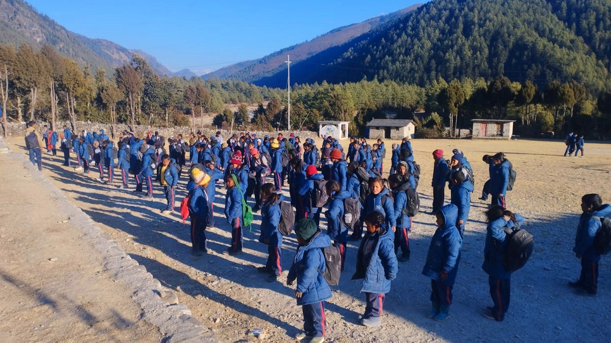 अत्यधिक चिसोका कारण विद्यार्थी बिरामी, ढोरपाटन क्षेत्रको पठनपाठन प्रभावित