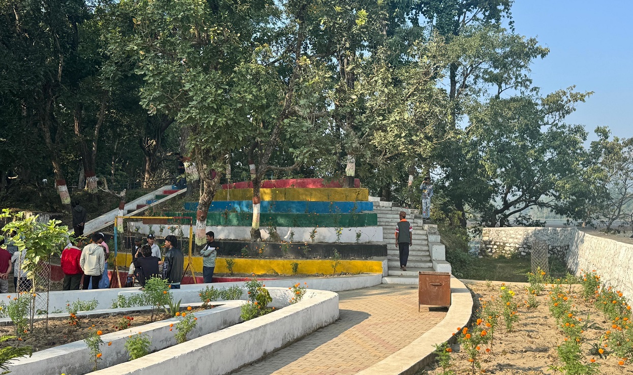 प्रकृतिबाट समृद्धिको खोजी