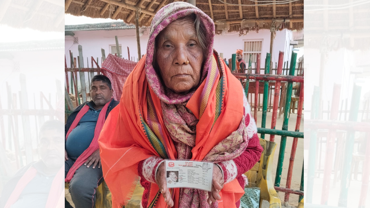 ७८ वर्षका उमेरमा नागरिकता पाएपछि कपलेश्वरीले भनिन्,‘अब ढुक्कले मर्छु’
