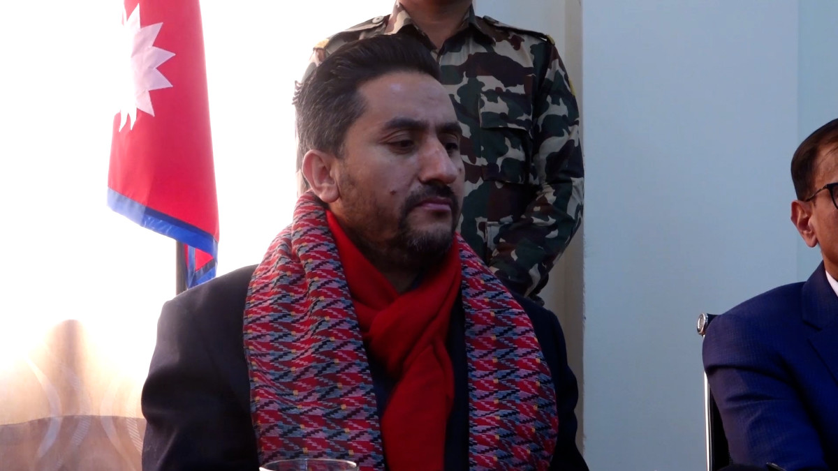 जनतालाई परिवर्तनको अनुभुति दिलाउने काम सरकारी कार्यालयहरूबाटै हुनुपर्छ : सञ्चारमन्त्री खरेल