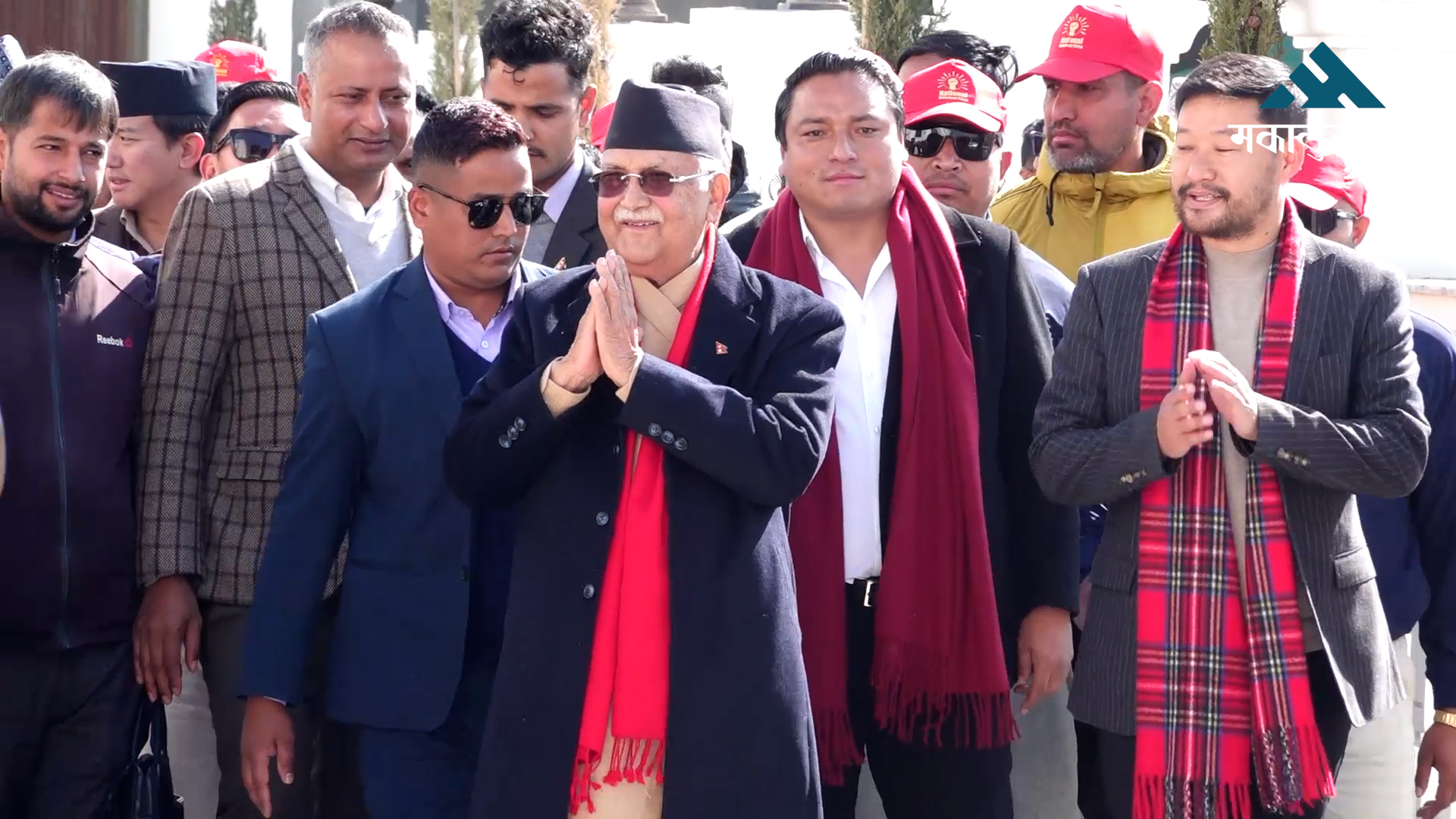 परिवर्तन आगो लगाएर होइन, निर्माण गरेर हुन्छ : ओली