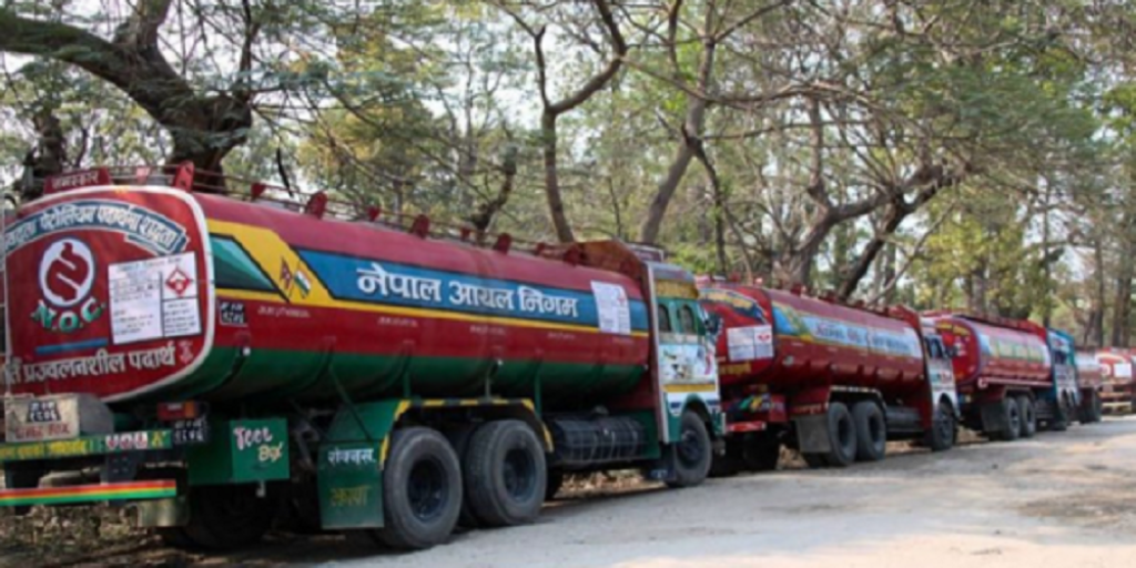६ महिनामा दुई अर्ब ७५ करोडको पेट्रोलियम पदार्थ आयात