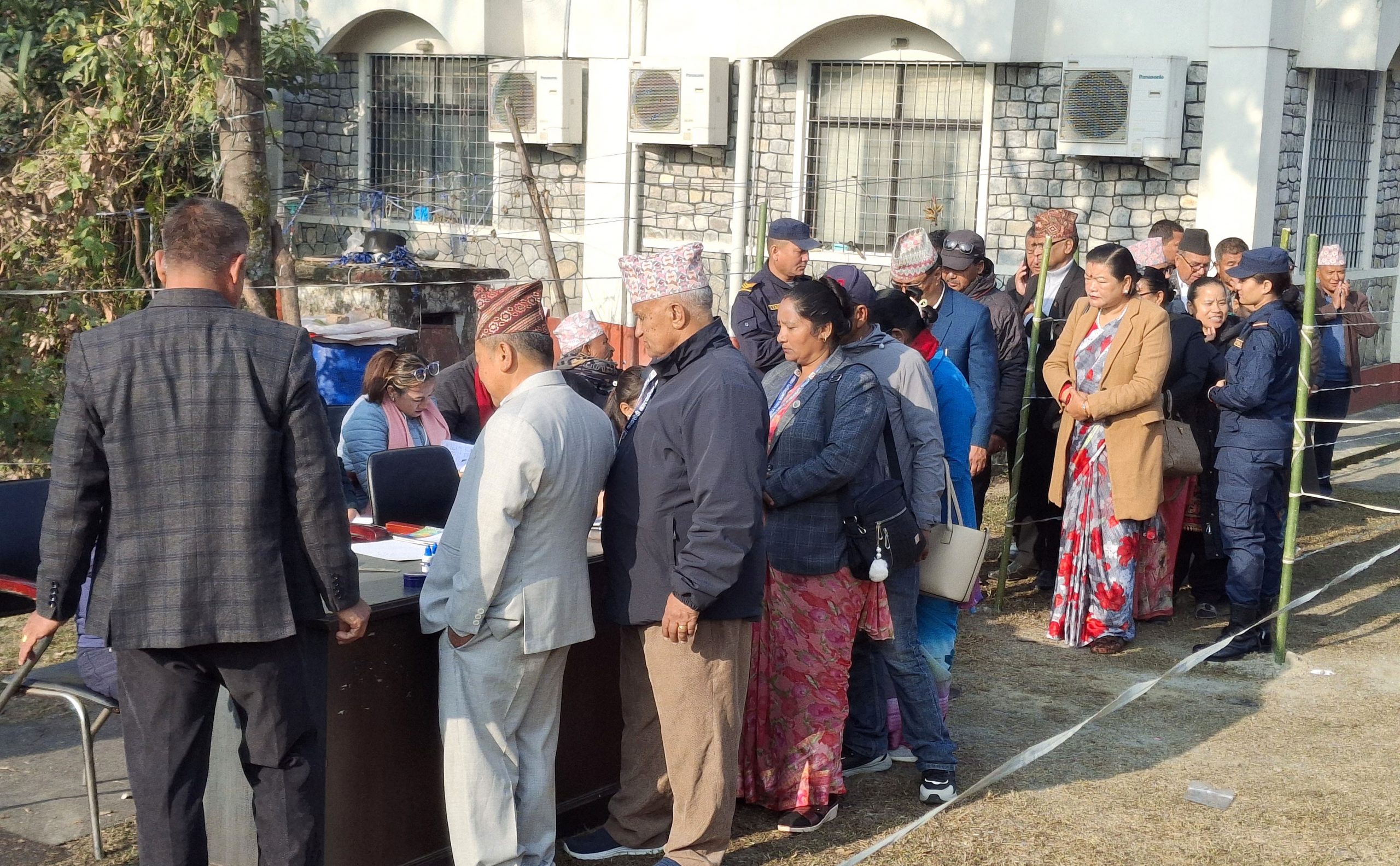 राष्ट्रिय सभा निर्वाचन : सातै प्रदेशमा मतदान जारी