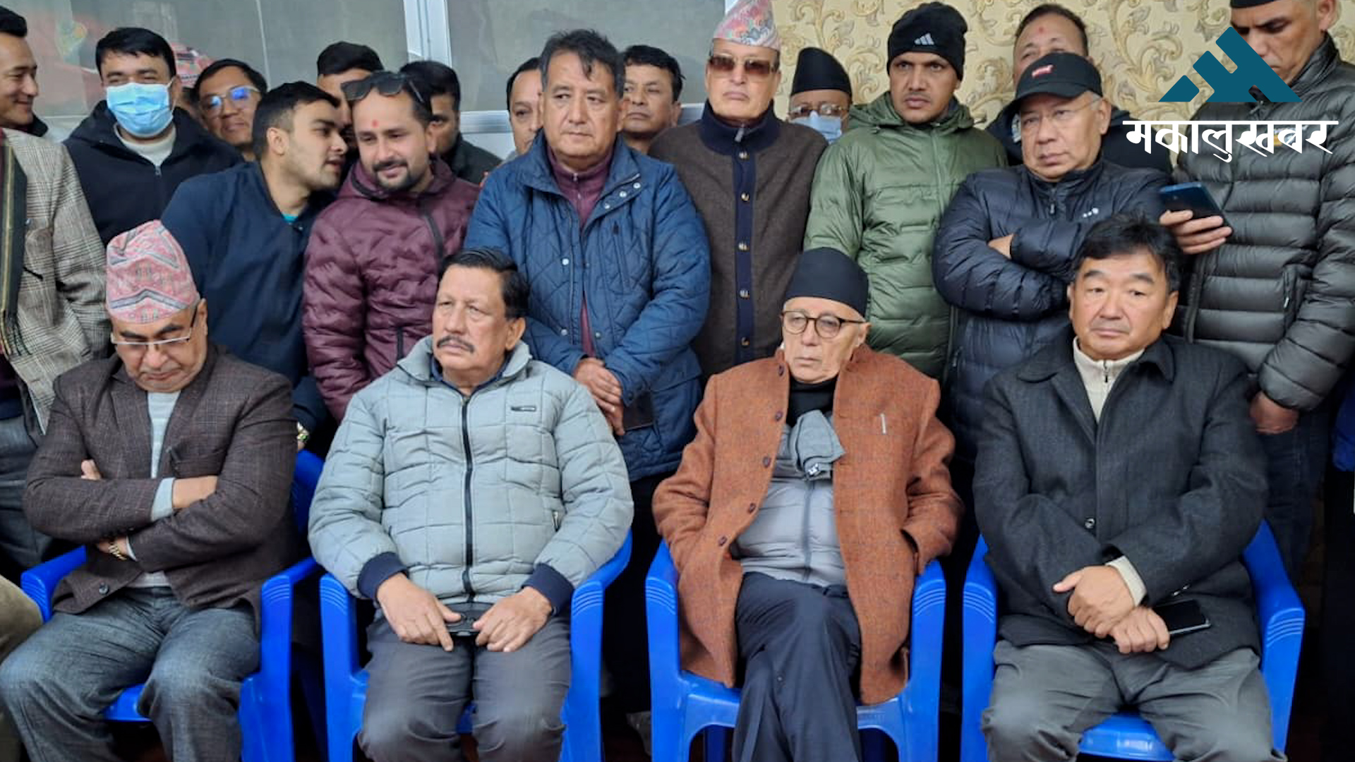 देउवा पक्षका ३० केन्द्रीय सदस्यले भेटे डा.शेखर कोइराला