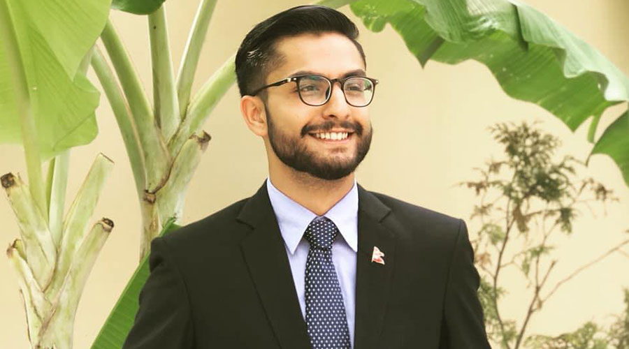 सस्मितले गरे तीन भाषामा घोषणापत्र सार्वजनिक, शिक्षा सुधार प्रमुख प्राथमिकता