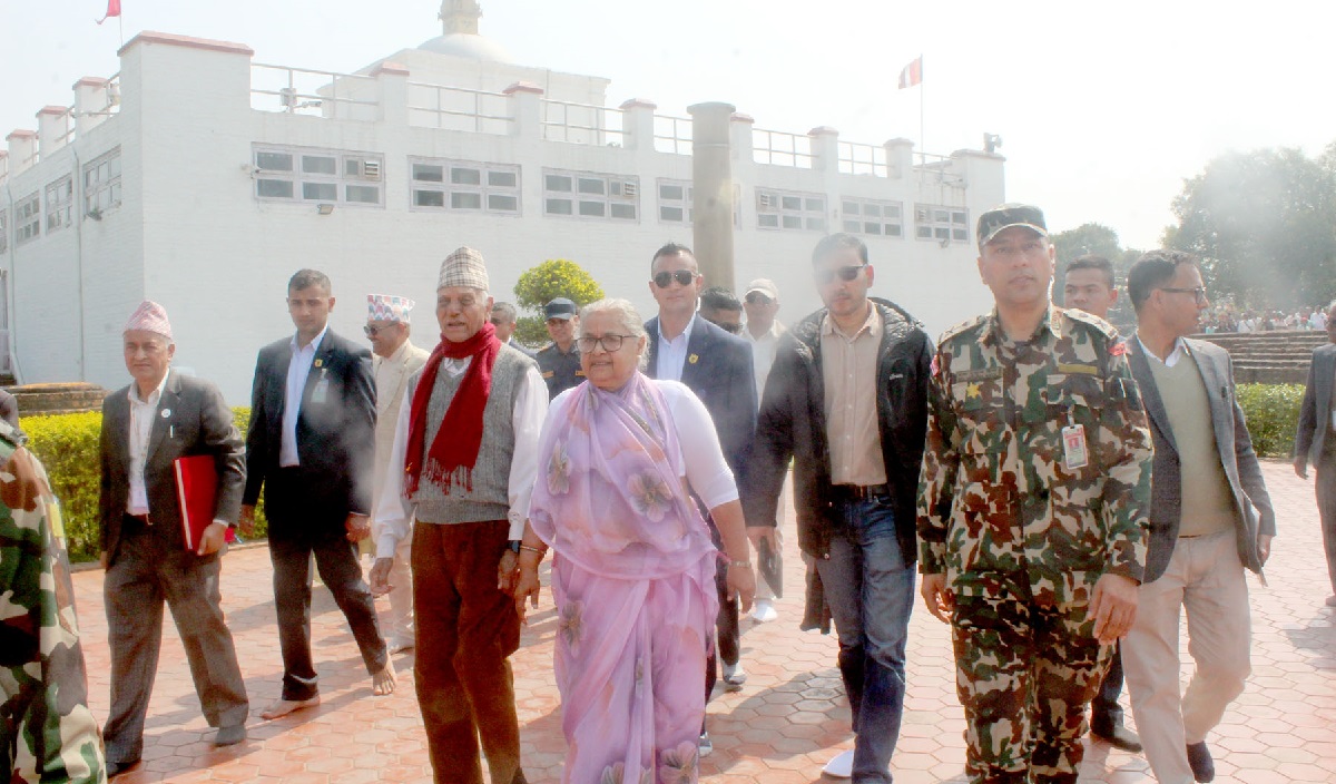 प्रधानमन्त्री कार्कीद्वारा मायादेवी मन्दिरको दर्शन