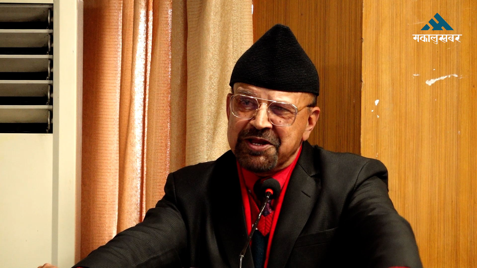 ‘संविधान कार्यान्वयन नगर्ने दलबाट घोषणापत्र कार्यान्वयनको अपेक्षा कसरी गर्ने ?’
