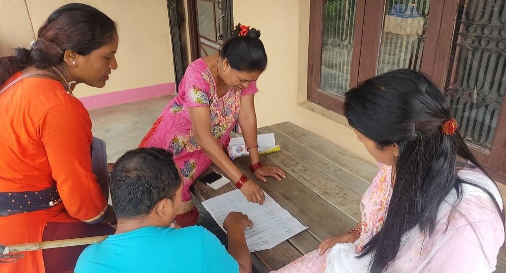 घर-घरमा पुगेर सिकाइनेछ मतदान प्रक्रिया, ६ हजार ७४३ वडामा पुग्दैछन् स्वयंसेवक