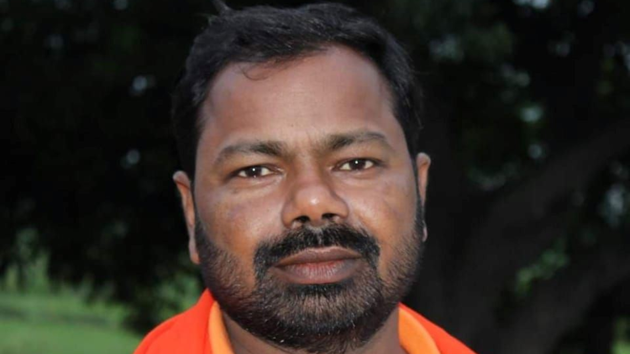 बजरंगीप्रसाद चौधरीद्वारा एमाले परित्याग