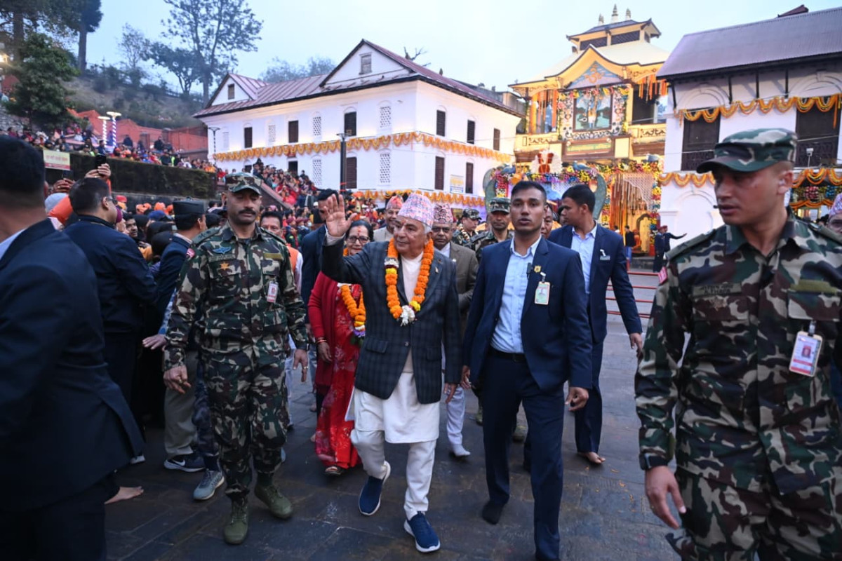 राष्ट्रपति पौडेल र प्रधानमन्त्री कार्कीद्वारा पशुपतिनाथको दर्शन एवं पूजाआराधना