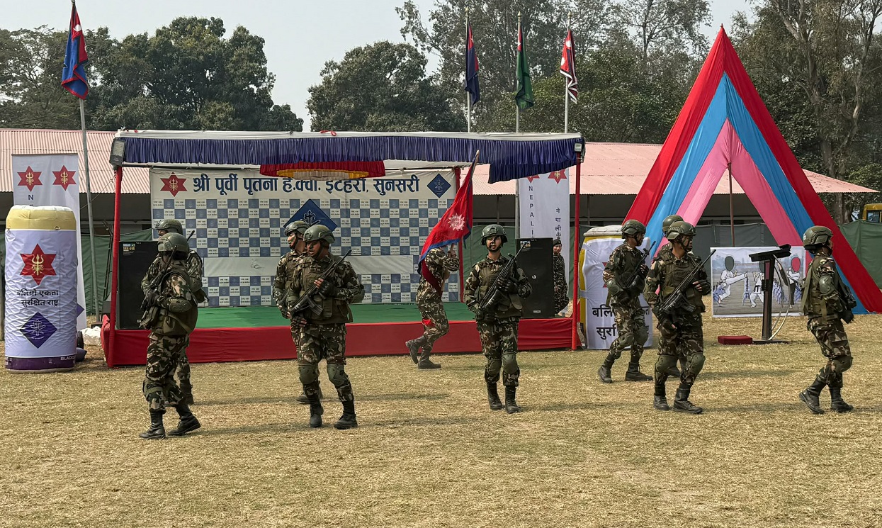 पूर्वी पृतनामा सेनाको तस्बिर प्रदर्शनी