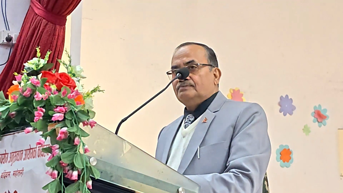 मुलुकलाई भ्रष्टाचारमुक्त बनाउने संकल्पमा विचलित हुन मिल्दैन : सुरेन्द्रलाभ कर्ण