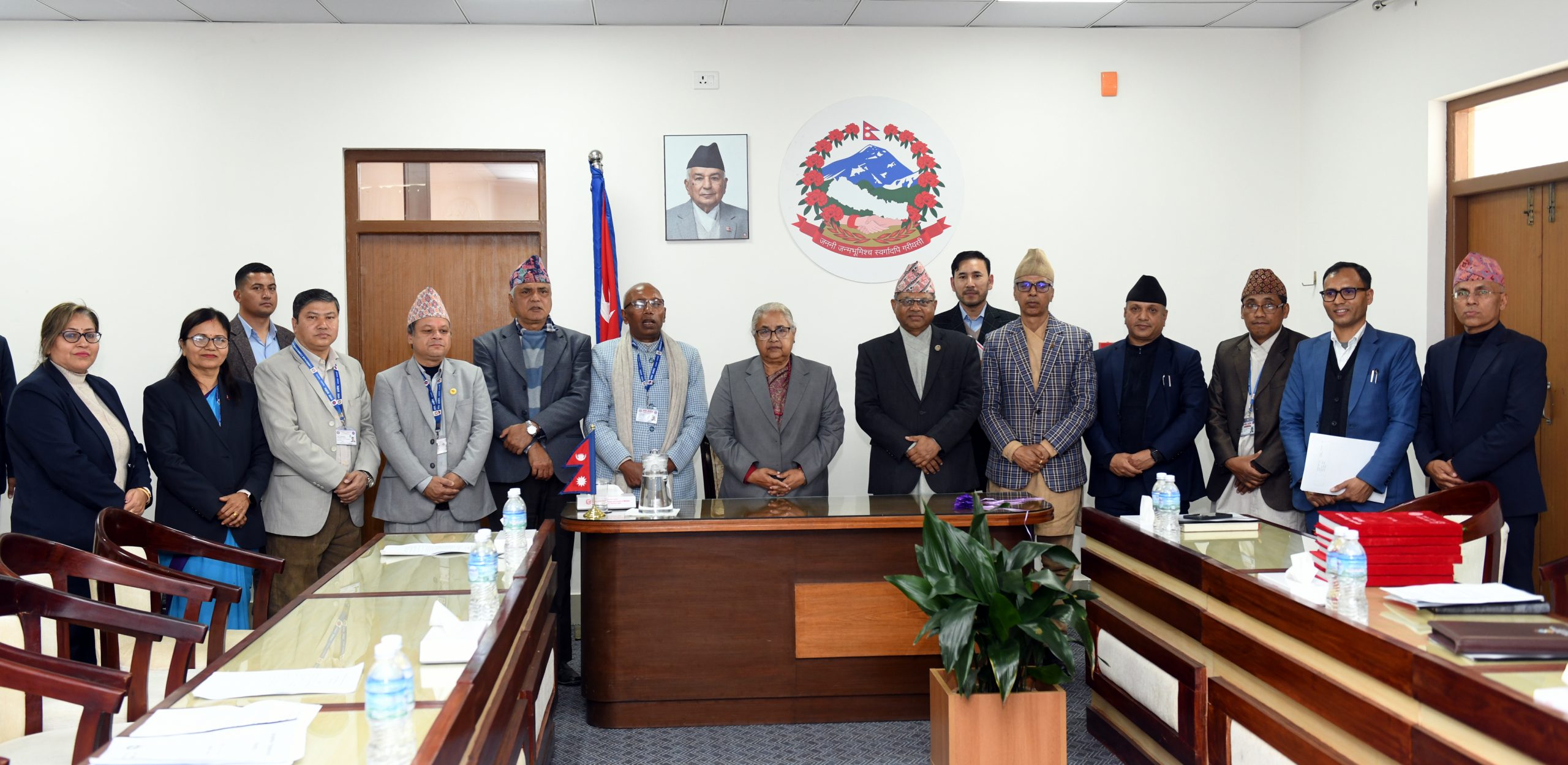 नेपालमा बोलिने सबै भाषा हाम्रा सम्पत्ति हुन्, कुनैलाई पनि मर्न दिनुहुँदैनः प्रधानमन्त्री