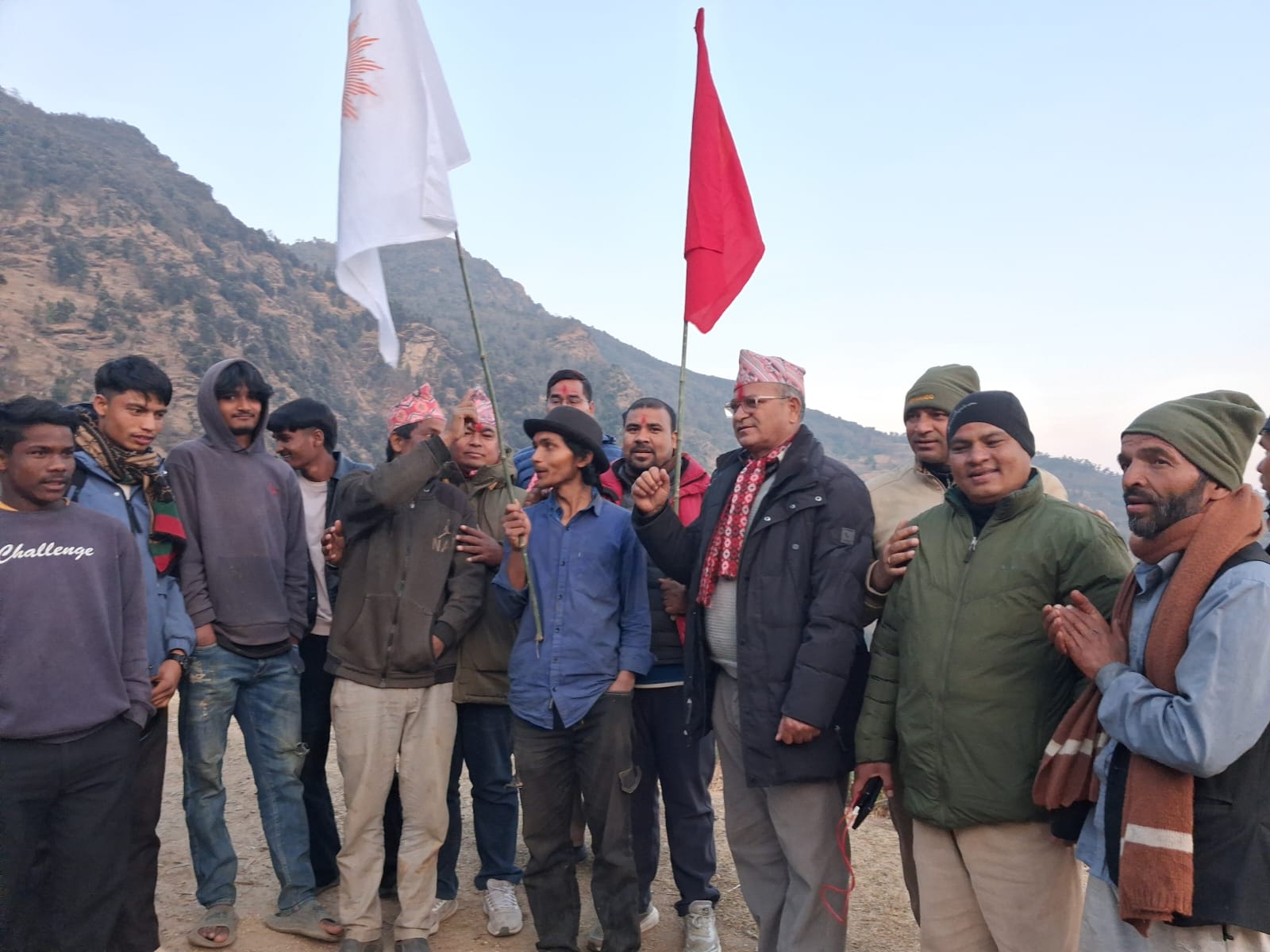 मतदाताको गुनासोः आश्वासन धेरै पायौँ, अब विकास चाइयो