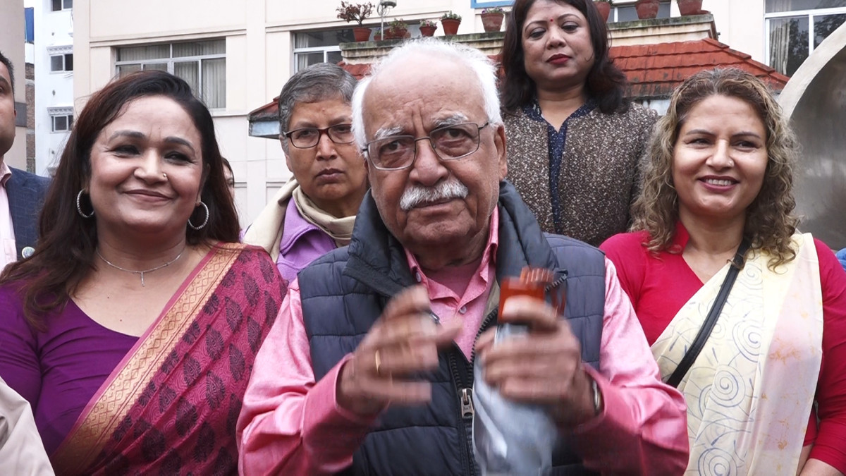 पत्रकार महासंघलाई राजनीतिक दलको शाखा नबनाउन पूर्वसभापति नेपालको आग्रह