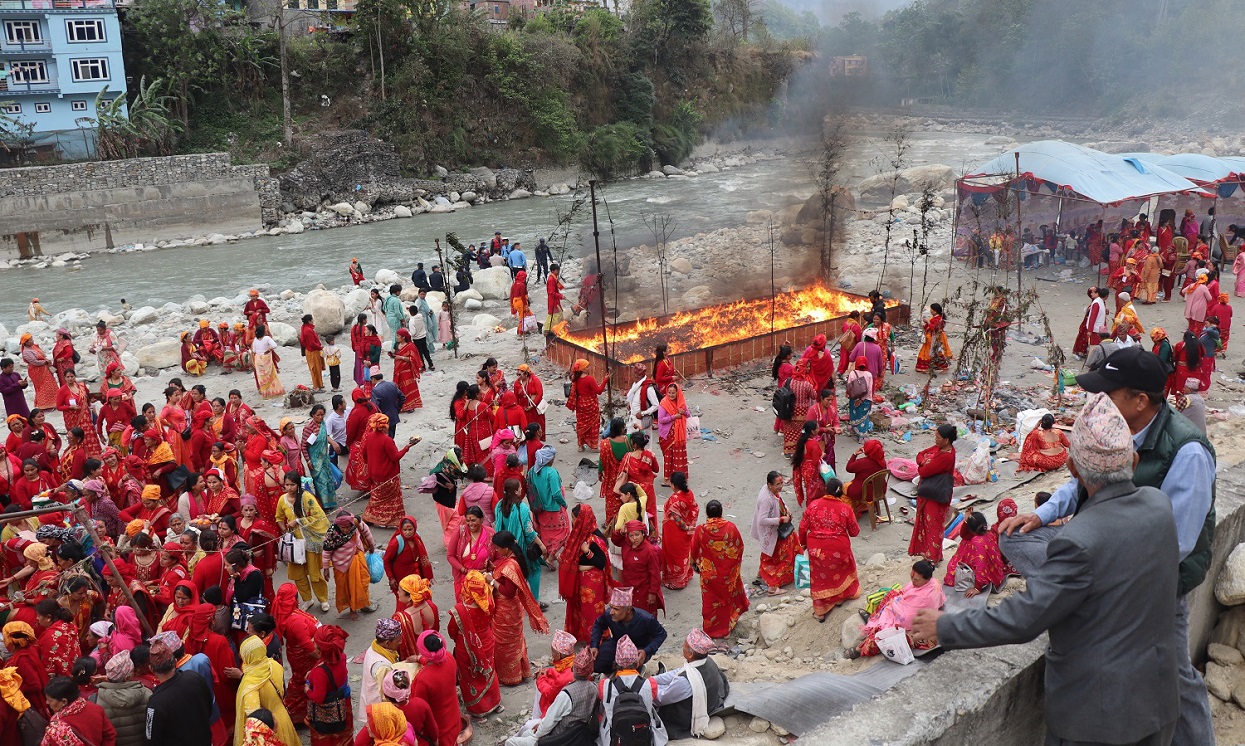 विश्वशान्तिको कामना गर्दै दुई करोड ५० लाख दीप प्रज्वलन