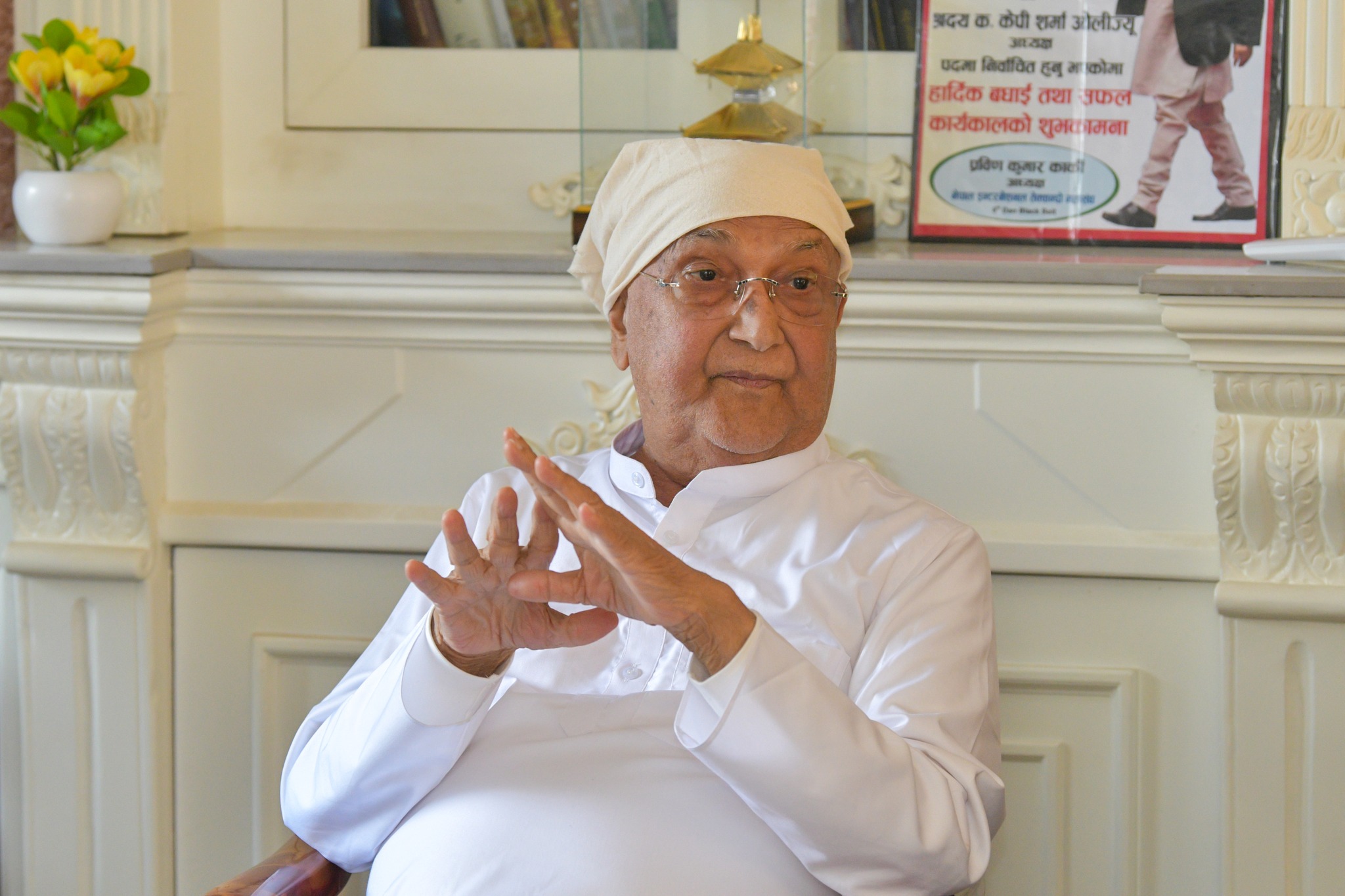 एमाले सचिवालय बैठक गुण्डुमा जारी (तस्बिरहरू)