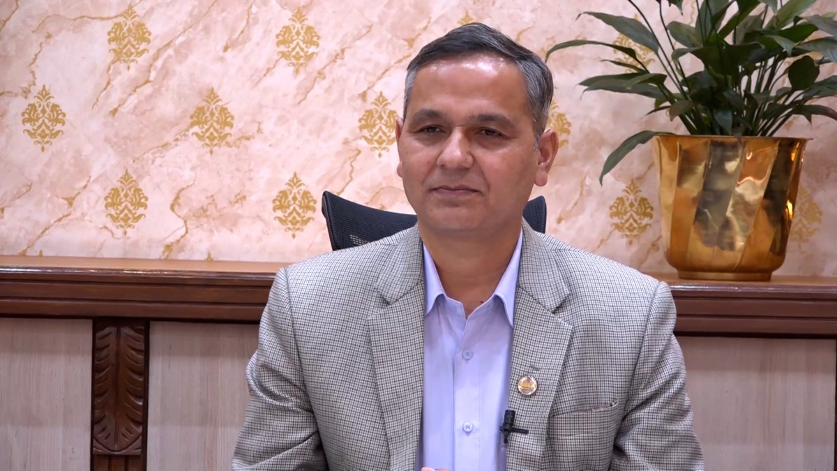 पद होइन क्षमता महत्वपूर्ण, लोकतन्त्रले सबैका लागि सम्भावनाका ढोका खोल्यो: अर्याल