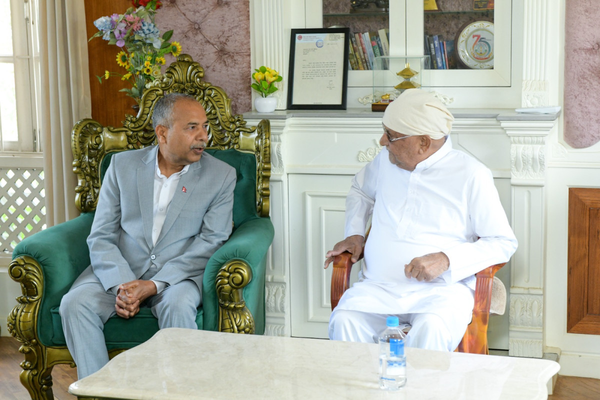 उपराष्ट्रपति यादवद्वारा पूर्वप्रधानमन्त्री ओलीलाई समवेदना प्रकट (तस्बिरहरू)