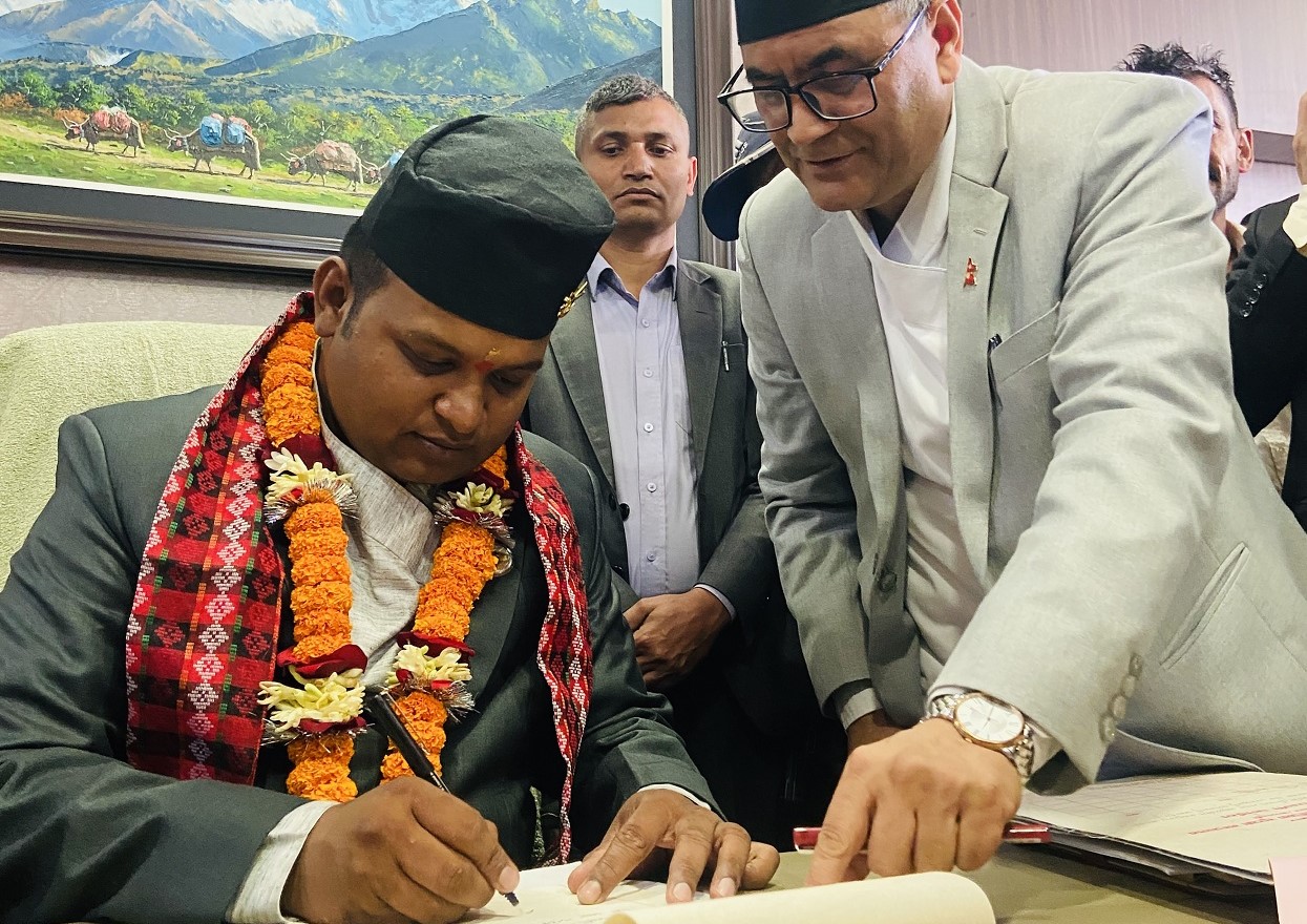 दक्ष जनशक्ति सिर्जना गर्ने योजना गर्ने नवनियुक्त श्रममन्त्री साहको निर्णय