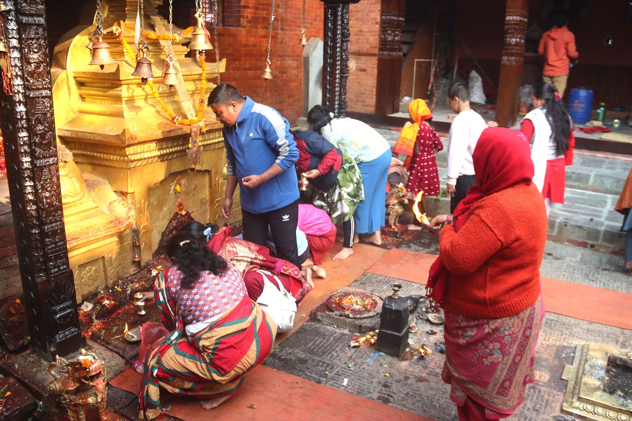 चैत्र शुक्ल नवमीः देशभरका राम मन्दिरमा बिहानैदेखि भक्तजनको घुइँचो