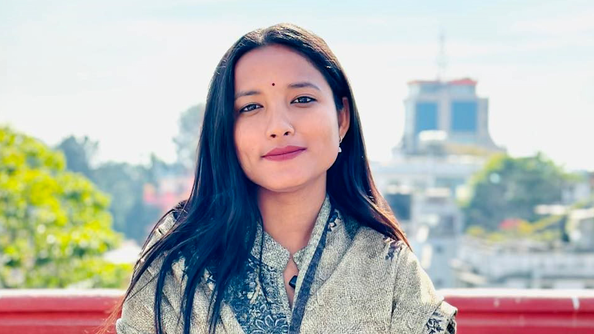 रक्षा बमको स्पष्टीकरण: ‘म प्रश्नभन्दा माथि छैन’