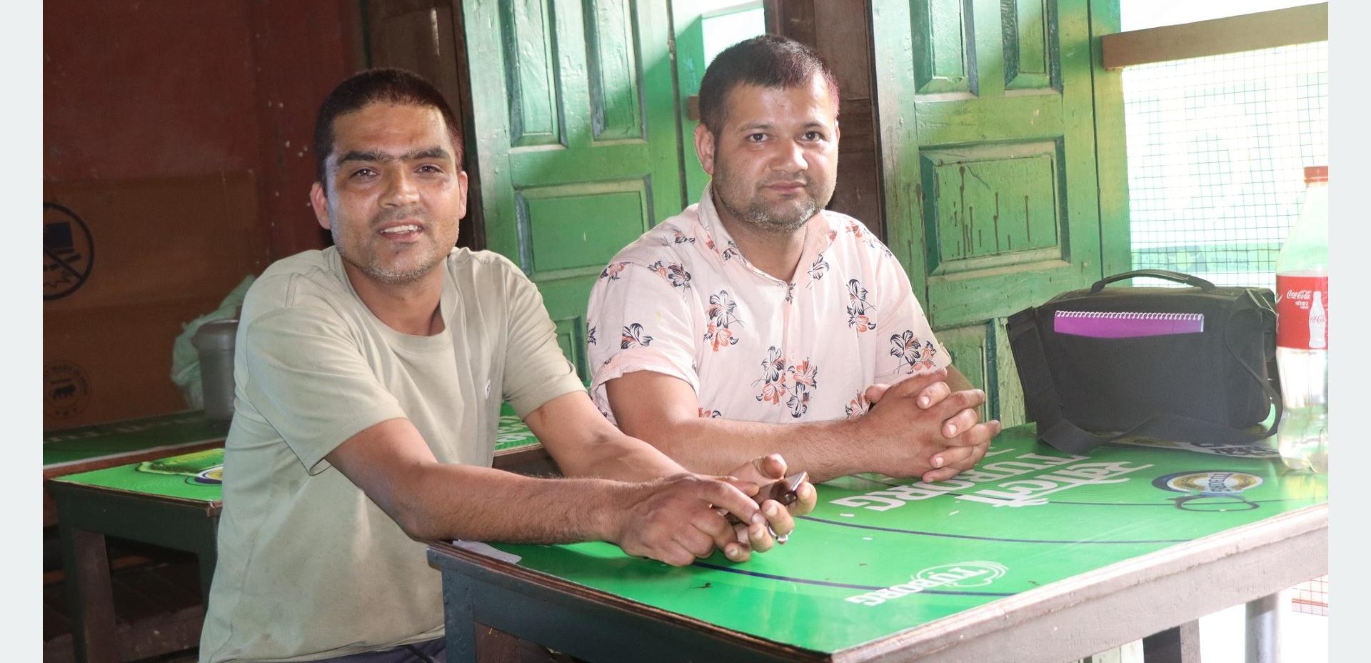 साङ्केतिक भाषा बोलेरै अमृत र हेमराजले चलाउँछन् ‘रेस्टुरेन्ट’
